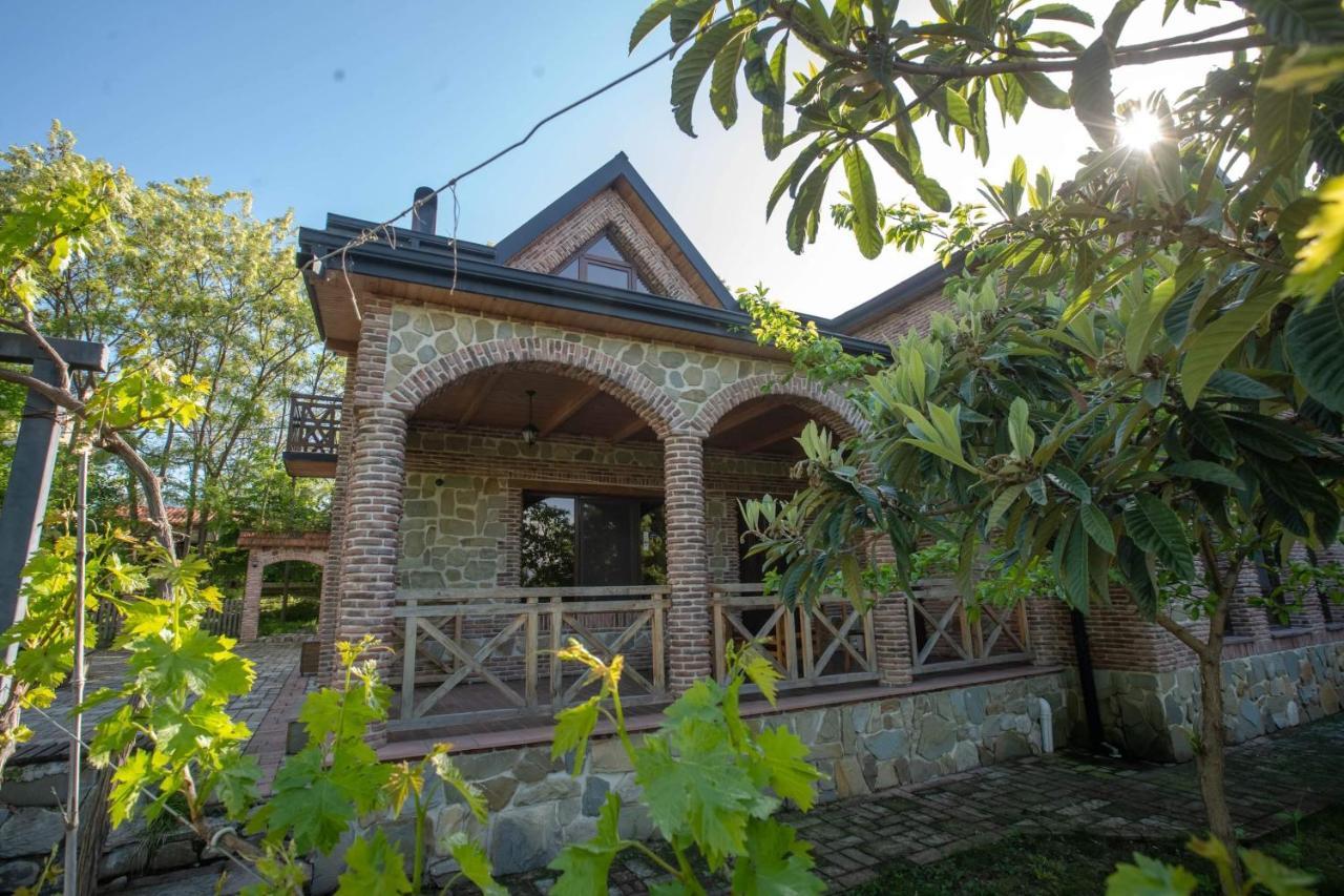 Hotel Chateau Orberi Iqaltʼo Exterior foto
